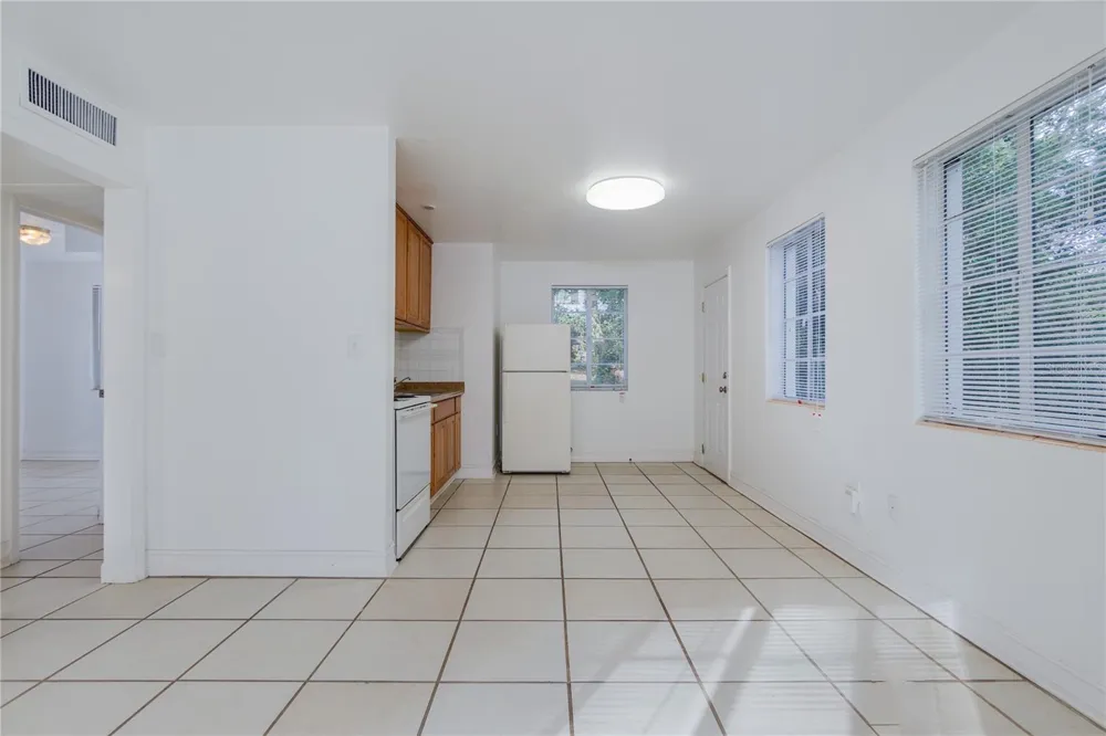 920 NW 20TH STREET Gainesville, FL 32603