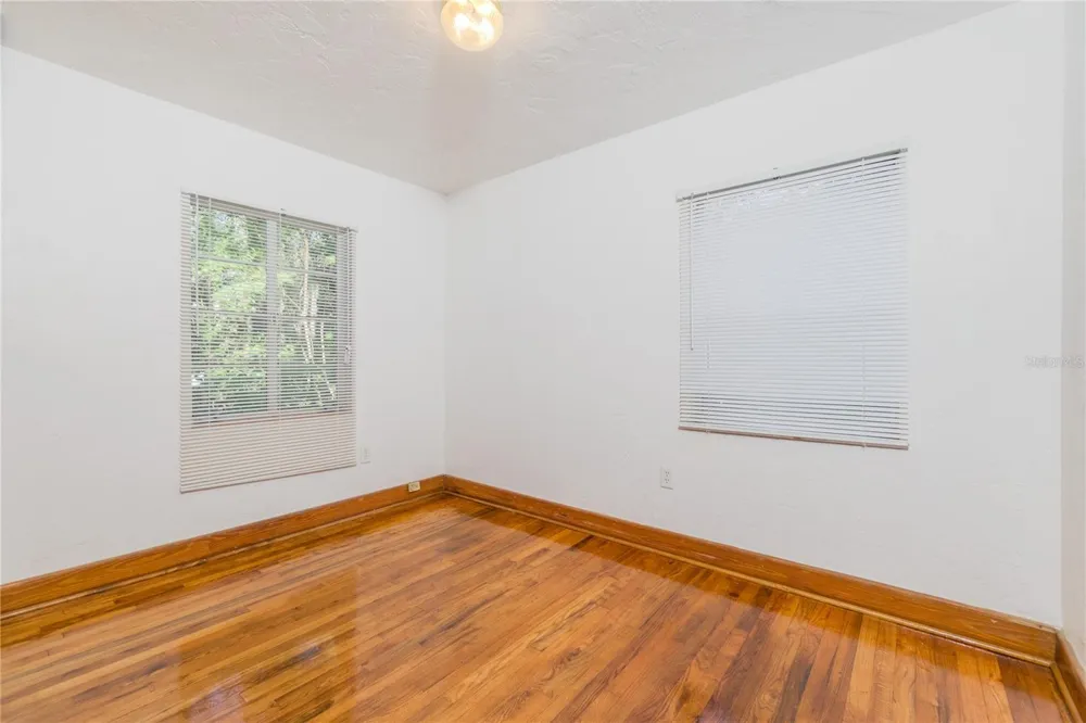 920 NW 20TH STREET Gainesville, FL 32603