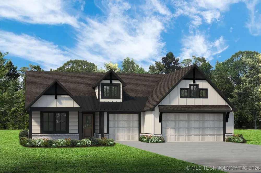 3814 W Laredo Street