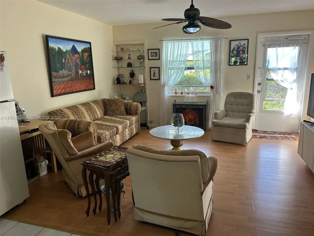 15610 NE 6th Ave #8C