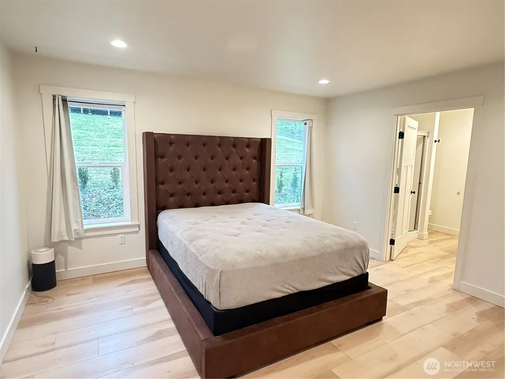 403 A STREET South Bend, WA 98586