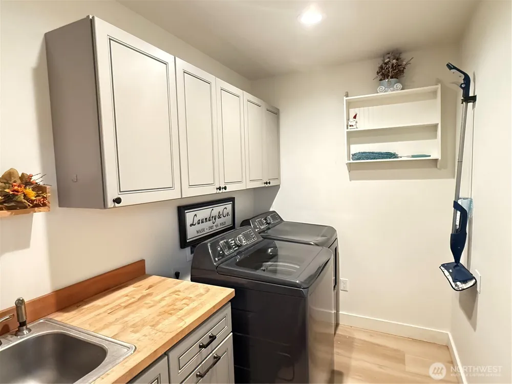 403 A STREET South Bend, WA 98586