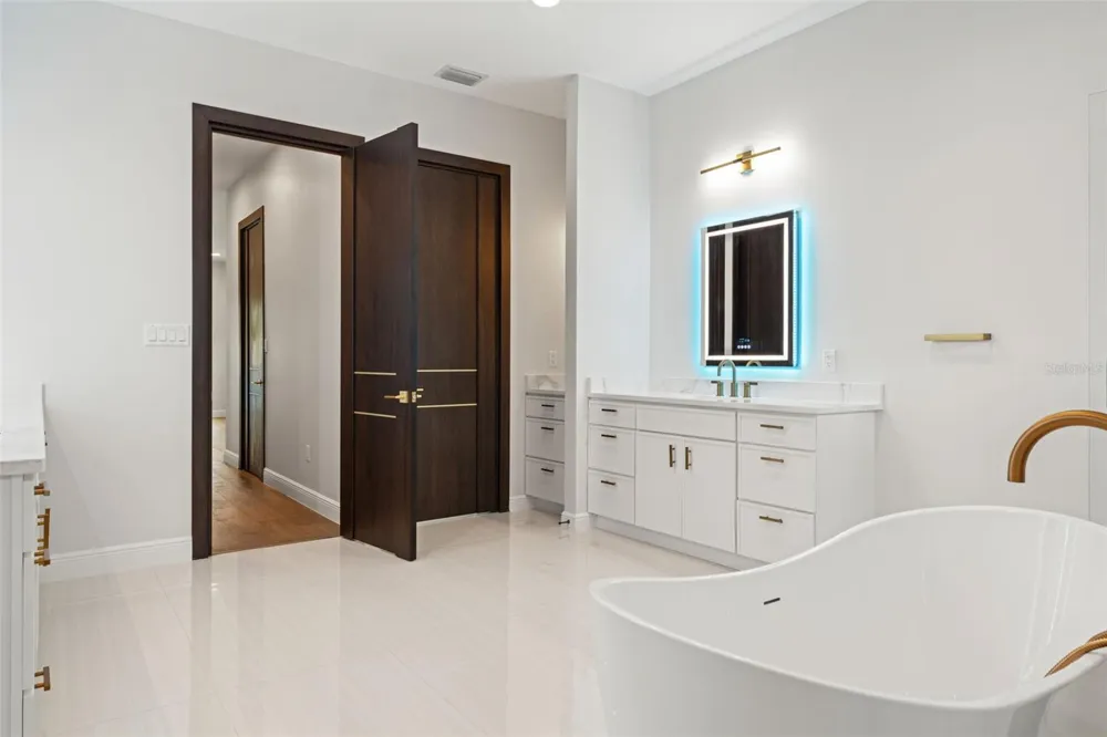 10700 PONTOFINO CIRCLE Trinity, FL 34655