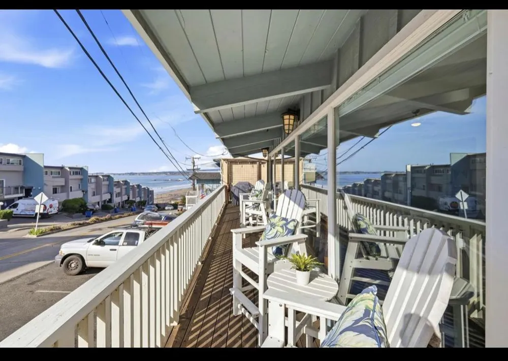 229 Rio Del Mar Boulevard Aptos, CA 95003