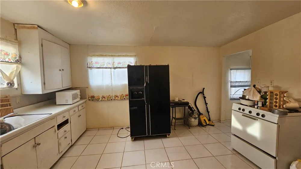 56727 Cone Boulevard Landers, CA 92285