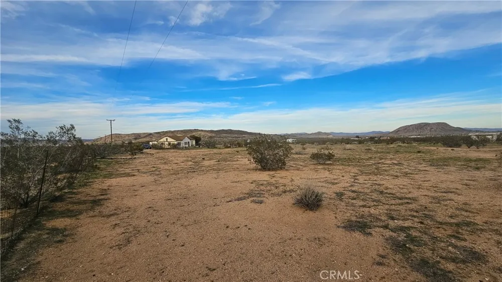 56727 Cone Boulevard Landers, CA 92285