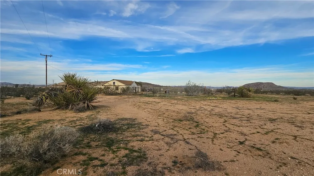 56727 Cone Boulevard Landers, CA 92285
