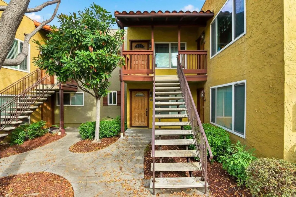 1000 Estes Street #35