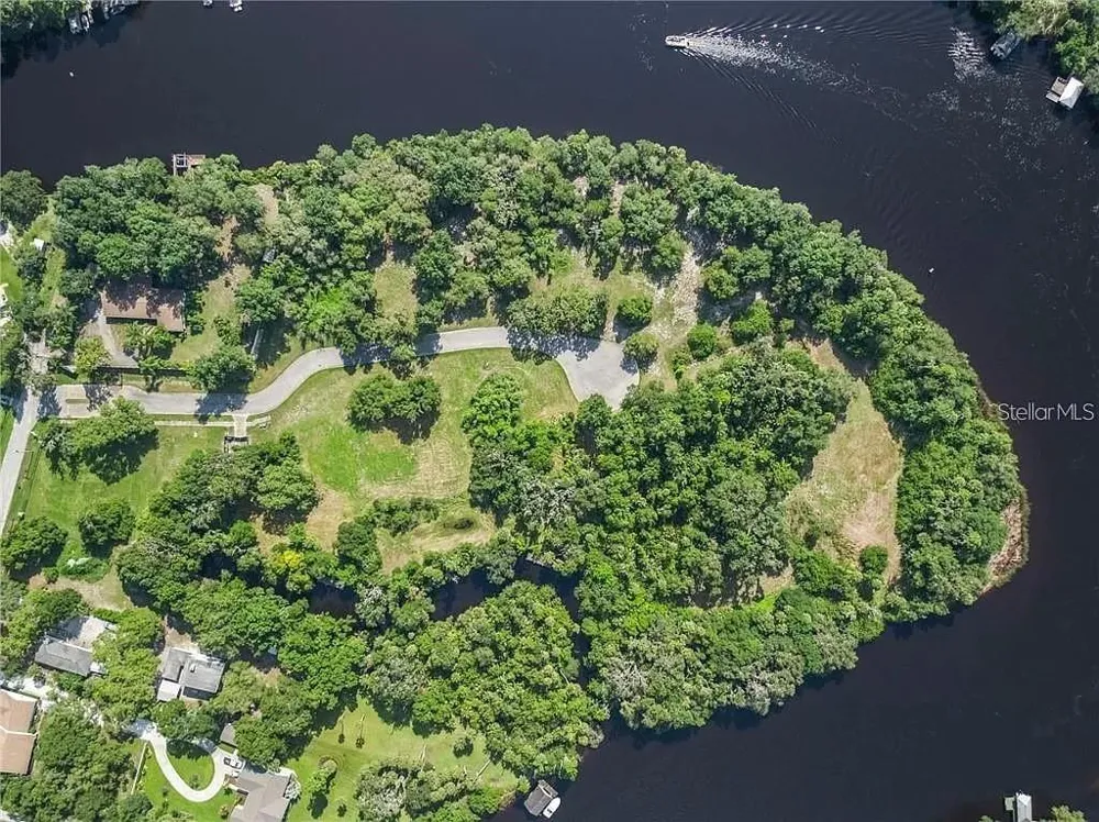 8353 ALAFIA POINTE DRIVE Riverview, FL 33578