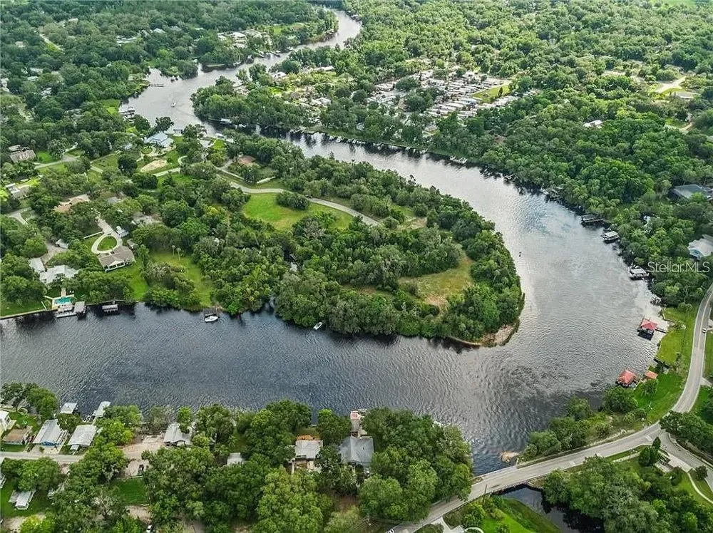 8353 ALAFIA POINTE DRIVE Riverview, FL 33578