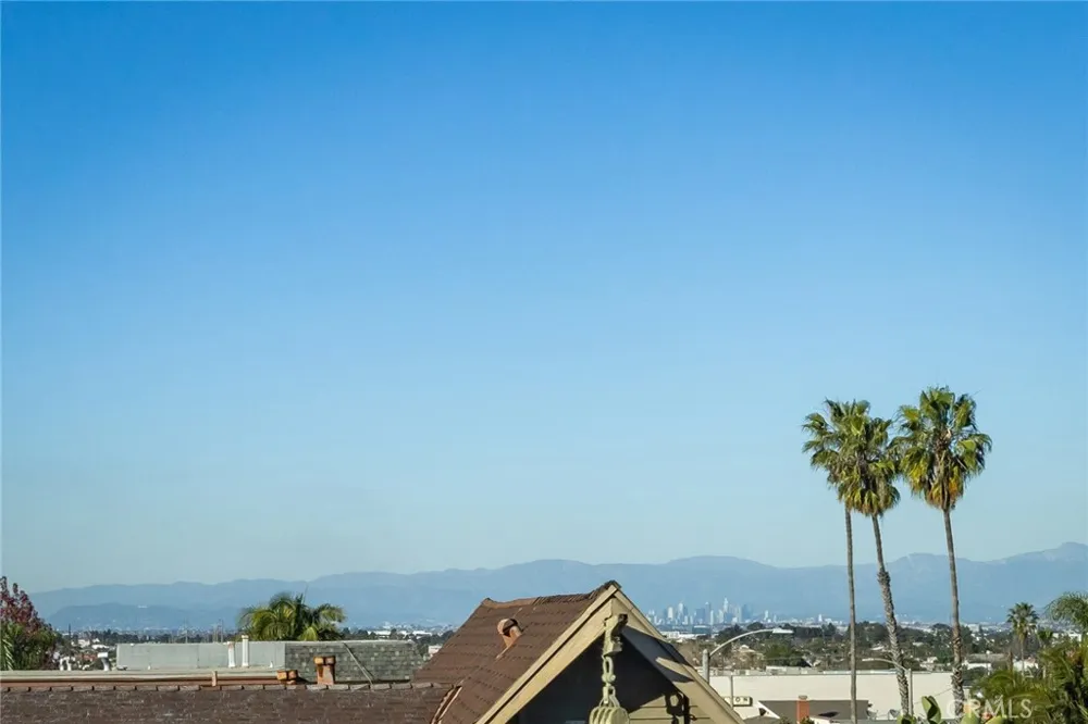 26015 Narbonne Avenue #14 Lomita, CA 90717