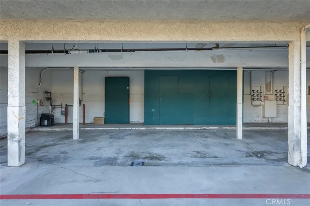 26015 Narbonne Avenue #14 Lomita, CA 90717