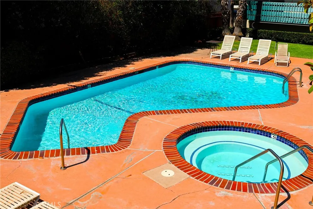 26015 Narbonne Avenue #14 Lomita, CA 90717