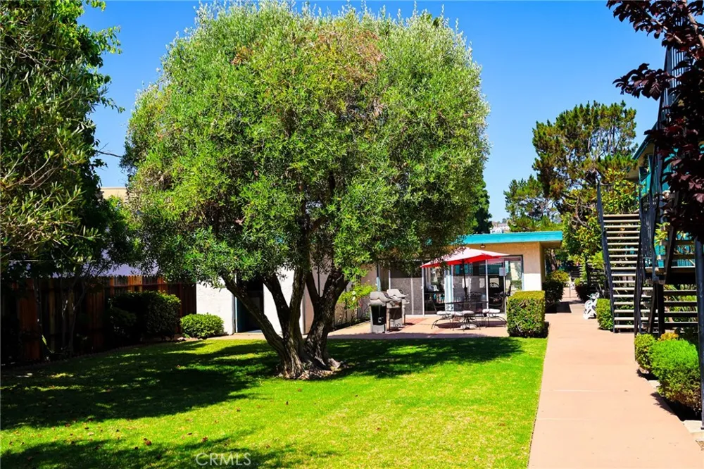 26015 Narbonne Avenue #14 Lomita, CA 90717