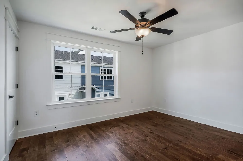 209 S High St #19 McMinnville, TN 37110