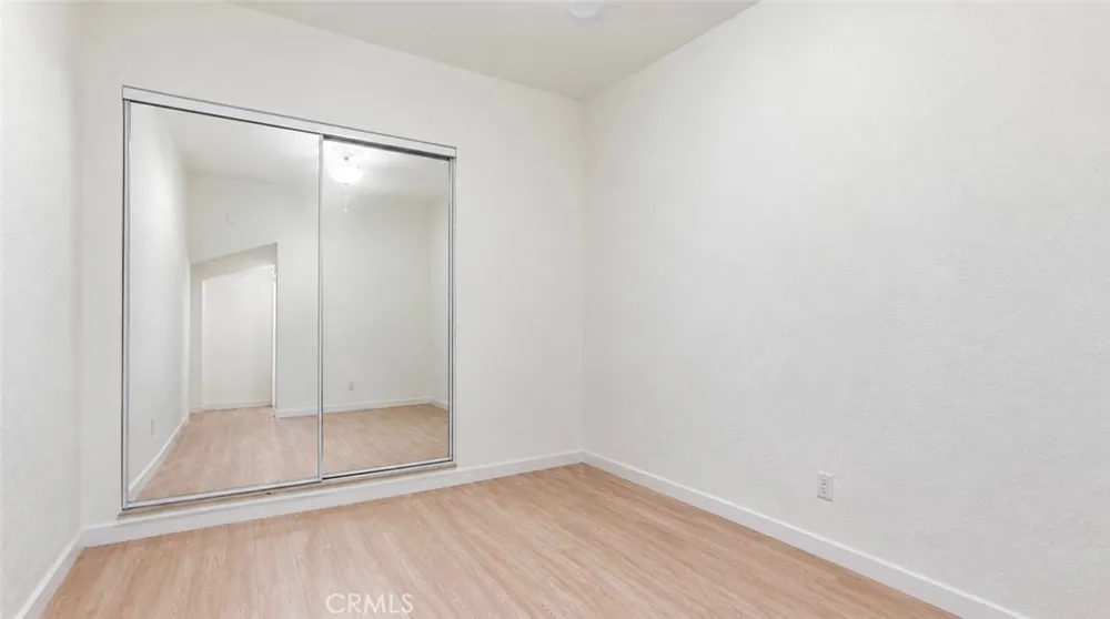 24300 Sylvan Glen Calabasas, CA 91302