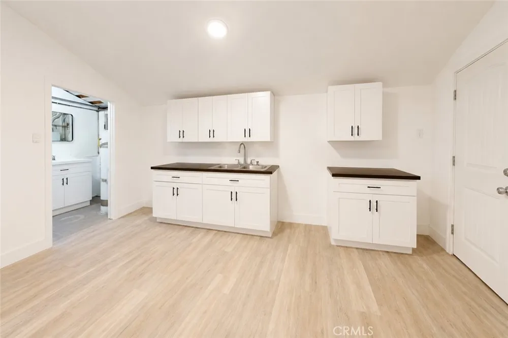 3747 Mintern Jurupa Valley, CA 92509