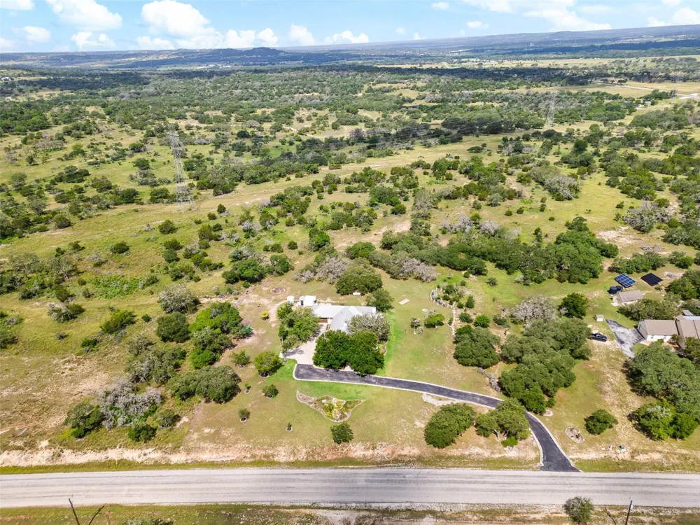 204 Kendall Jackson Comfort, TX 78013