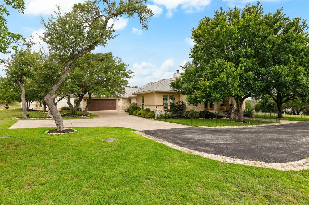 204 Kendall Jackson Comfort, TX 78013
