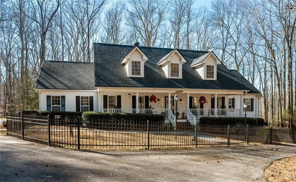 5205 Thurman Baccus Road