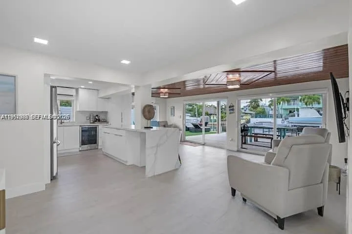 125 Gardenia St Plantation Key, FL 33070