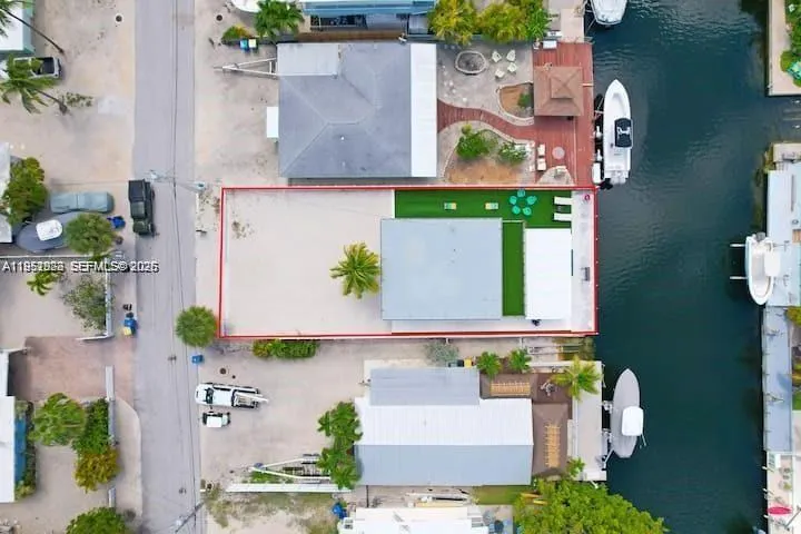 125 Gardenia St Plantation Key, FL 33070