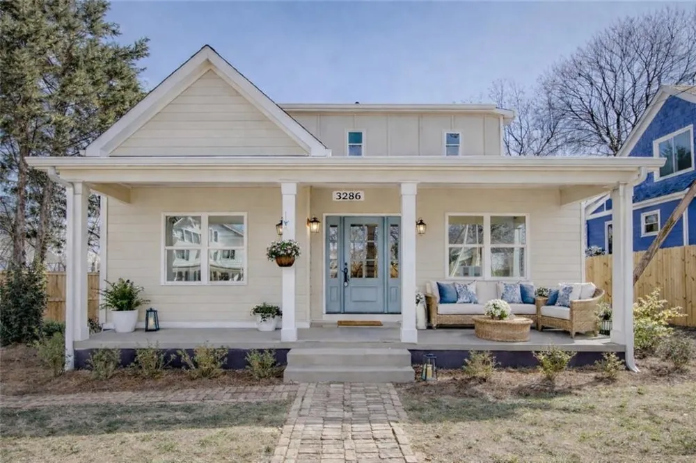 3286 Bachelor Street