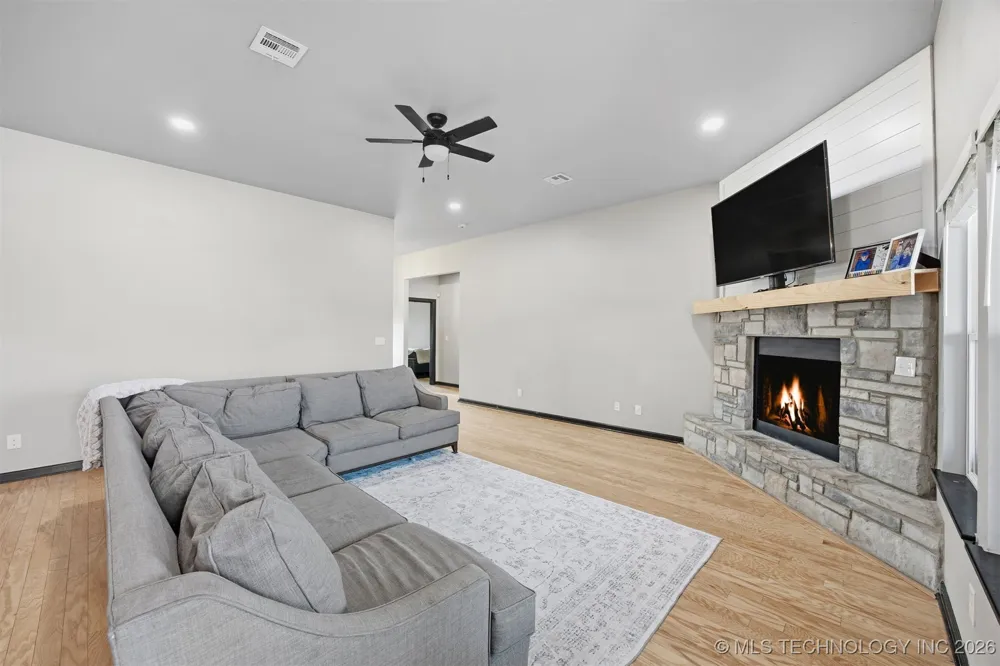 158 Sooner Drive Stroud, OK 74079