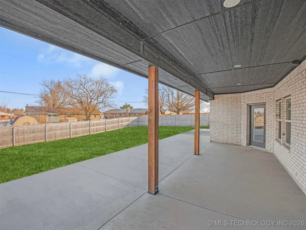 158 Sooner Drive Stroud, OK 74079