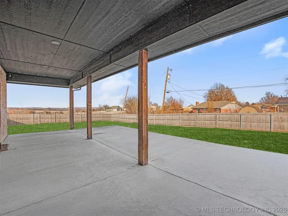 158 Sooner Drive Stroud, OK 74079