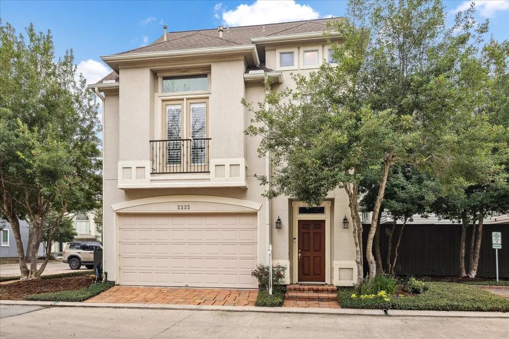 2223 Hilshire Trail Drive