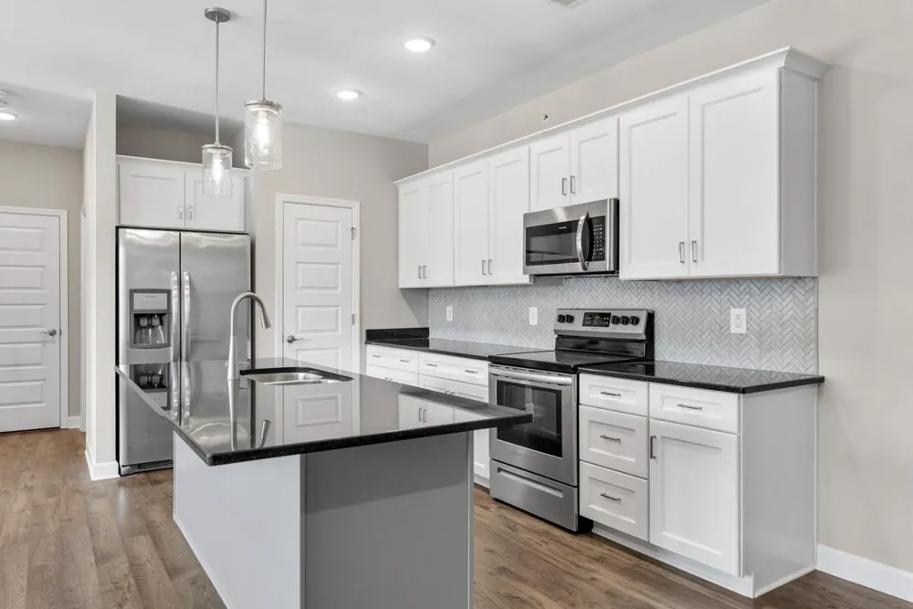 7483 Highway 70 S #304