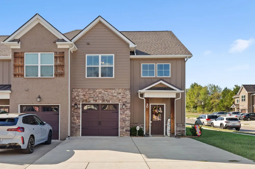 967 Horse Mountain Rd ##3G