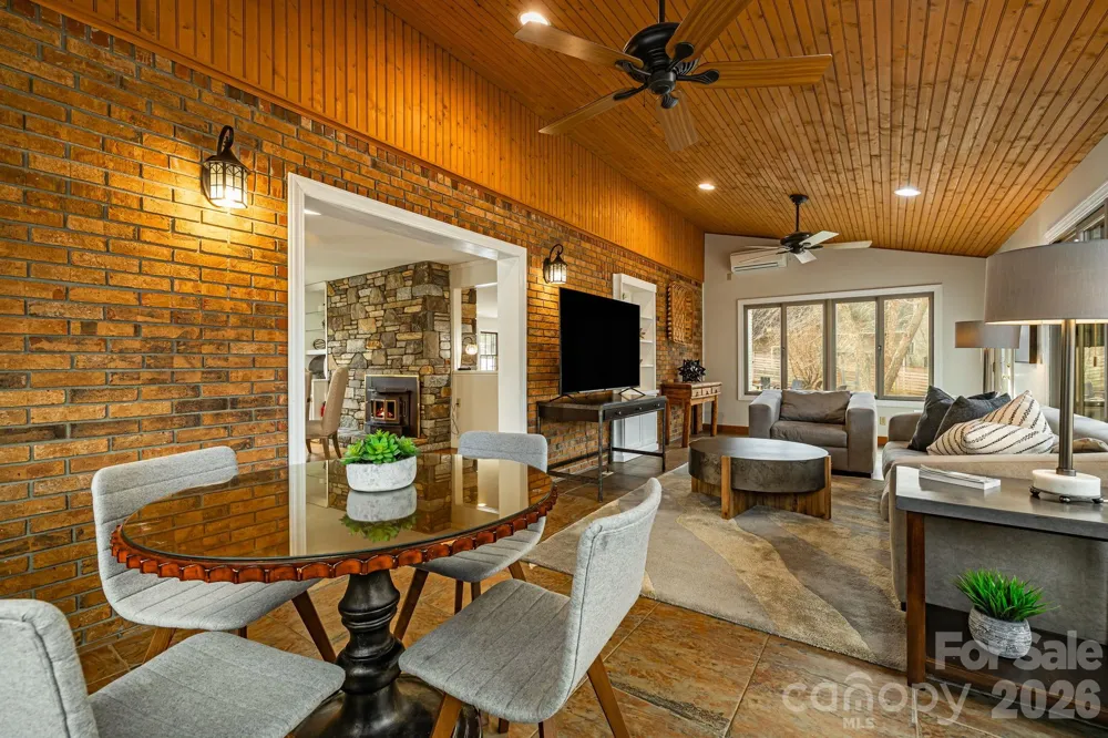 1236 Upper Brush Creek Road Fairview, NC 28730