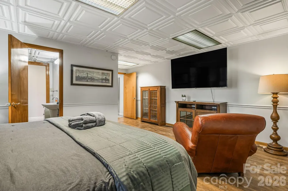 1236 Upper Brush Creek Road Fairview, NC 28730