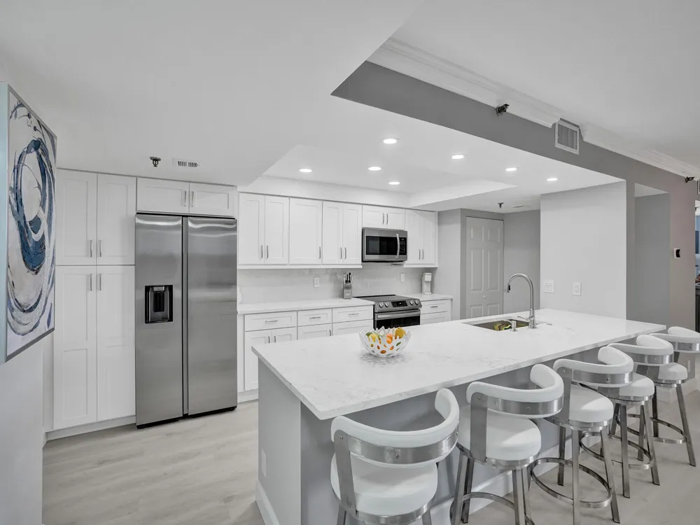 955 Egret Circle #405