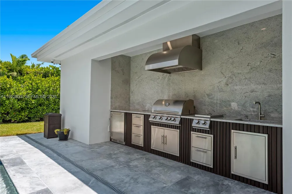 7425 SW 139th Ter Palmetto Bay, FL 33158