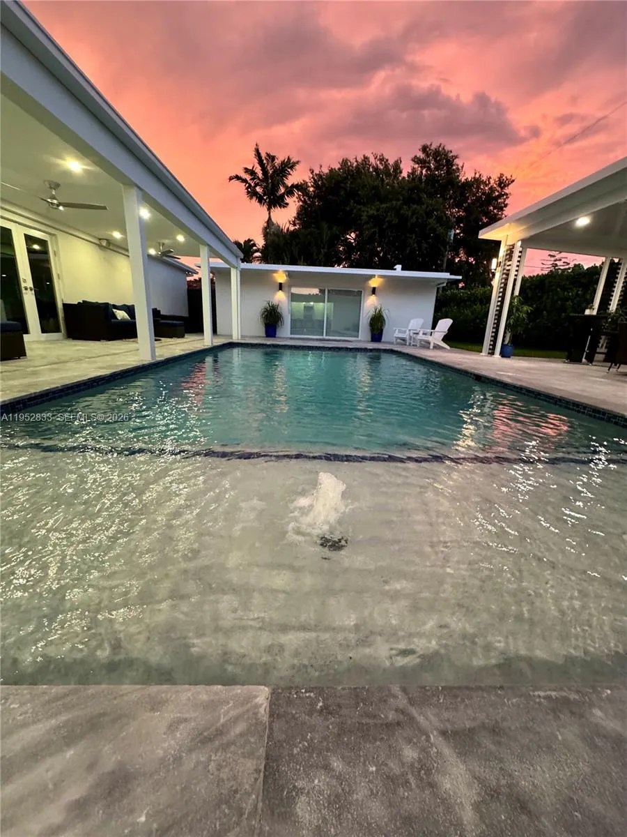 7425 SW 139th Ter Palmetto Bay, FL 33158