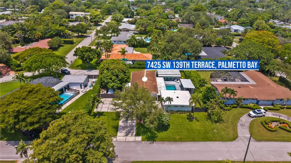 7425 SW 139th Ter Palmetto Bay, FL 33158