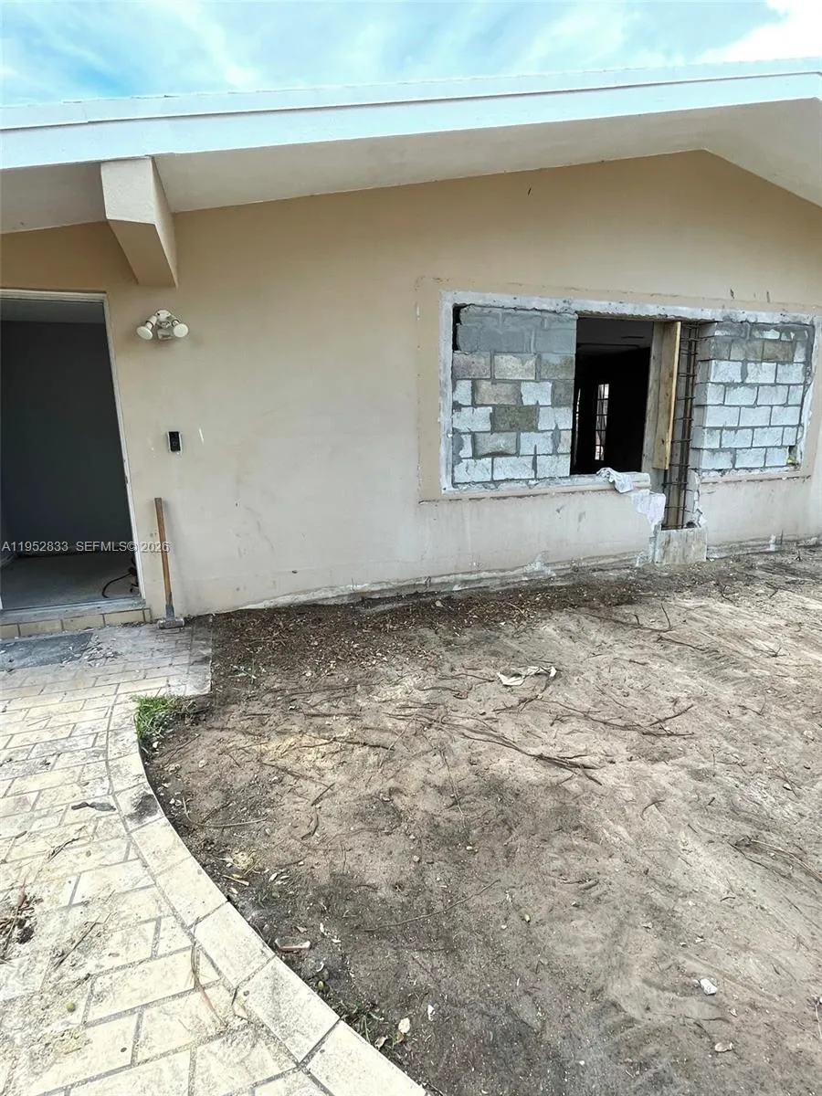 7425 SW 139th Ter Palmetto Bay, FL 33158