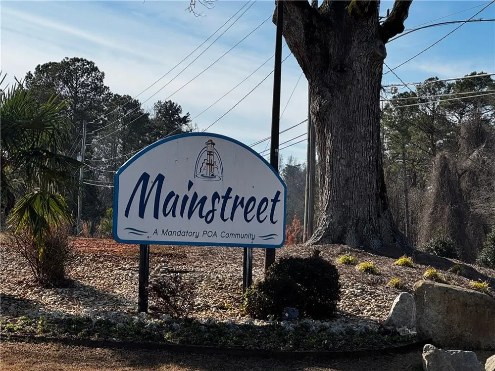 871 Brandy Oaks Lane Stone Mountain, GA 30088