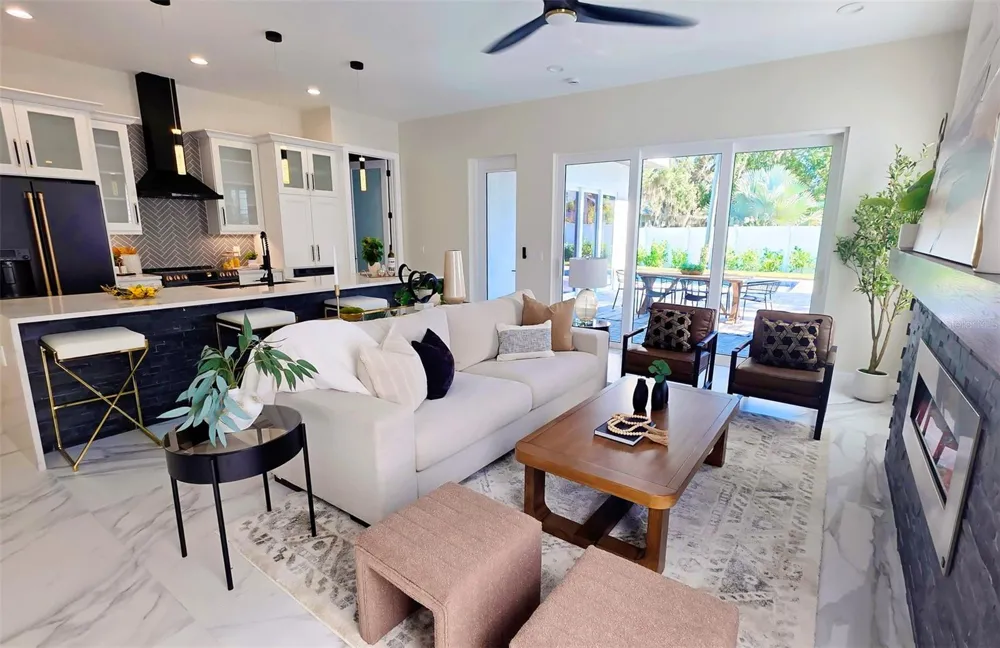 1156 COCOANUT AVENUE Sarasota, FL 34236