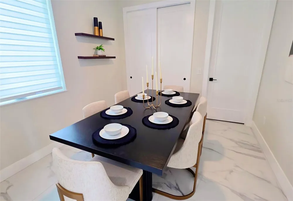 1156 COCOANUT AVENUE Sarasota, FL 34236