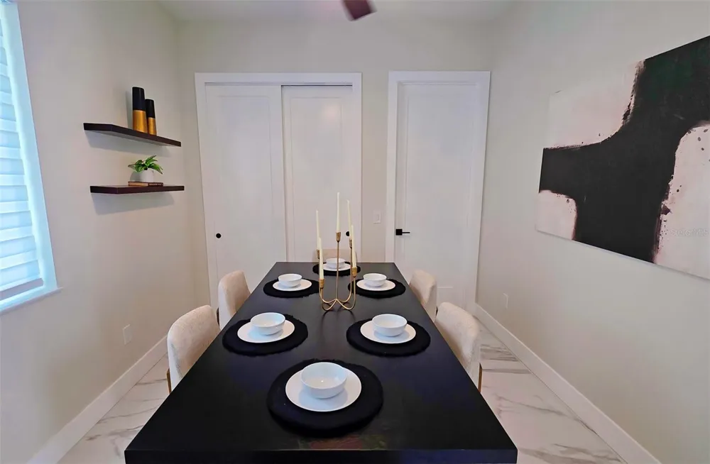 1156 COCOANUT AVENUE Sarasota, FL 34236