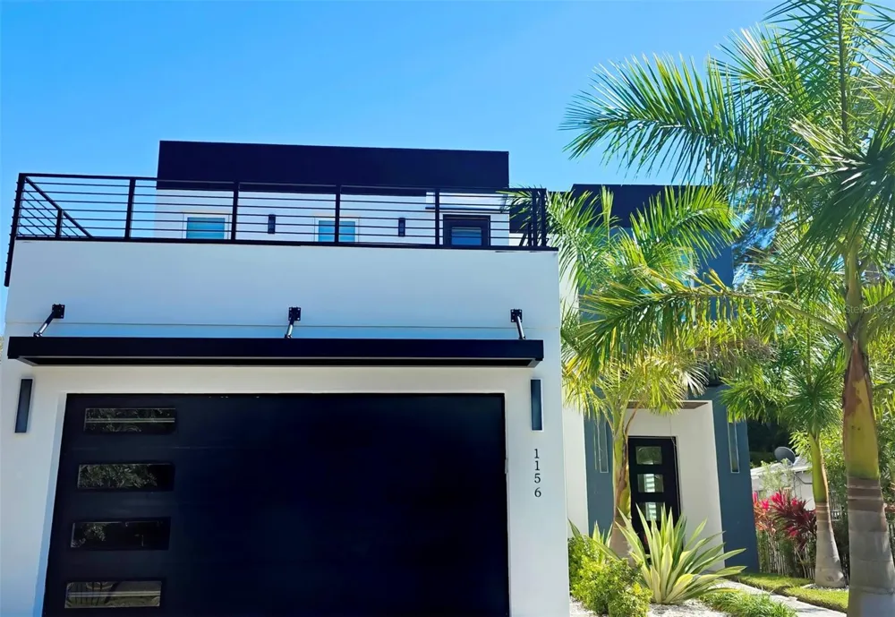 1156 COCOANUT AVENUE Sarasota, FL 34236