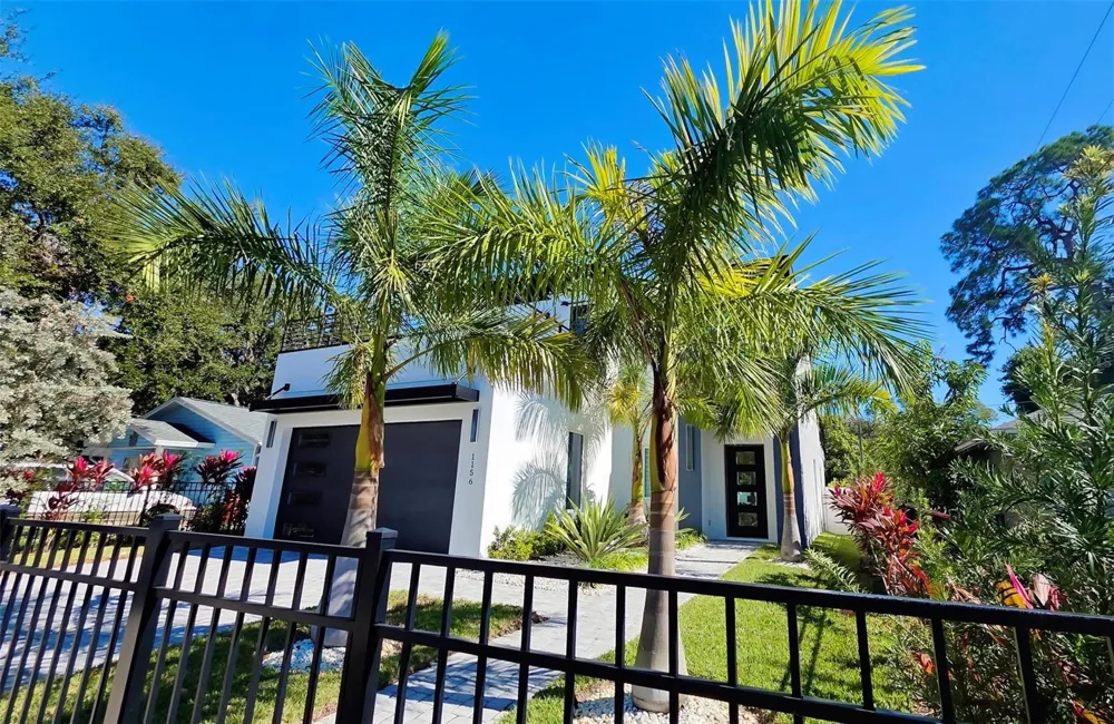 1156 COCOANUT AVENUE Sarasota, FL 34236