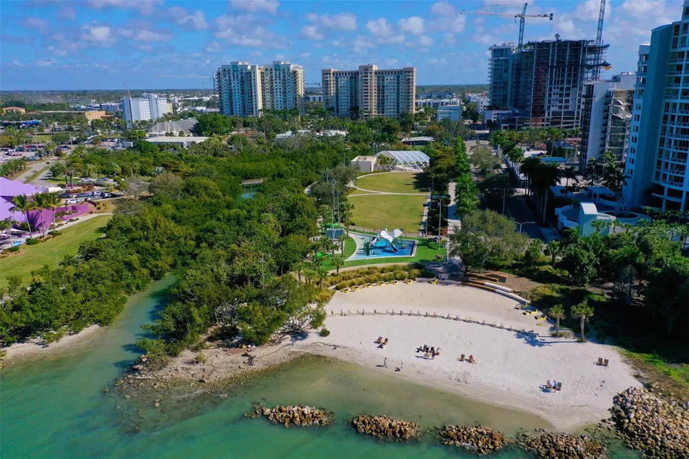 1156 COCOANUT AVENUE Sarasota, FL 34236
