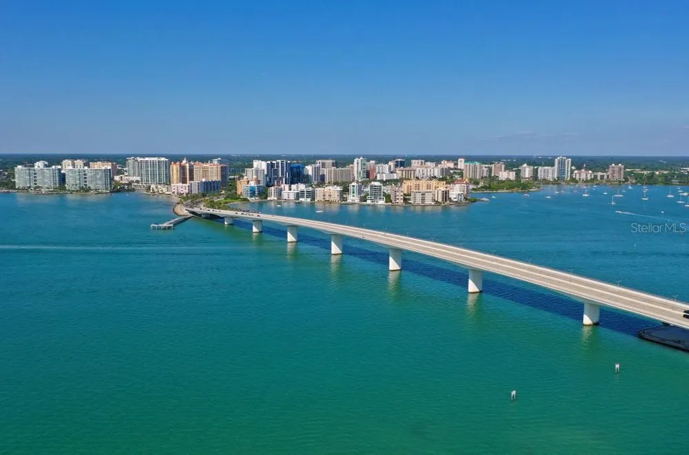 1156 COCOANUT AVENUE Sarasota, FL 34236
