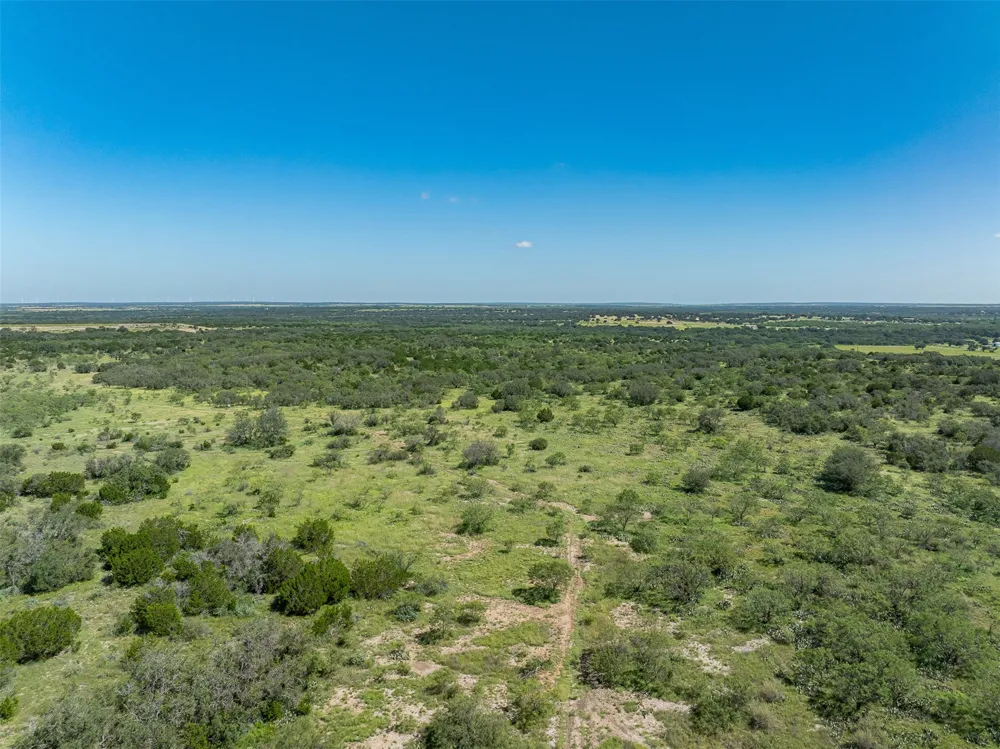 2050 W. 17th Street Brady, TX 76825