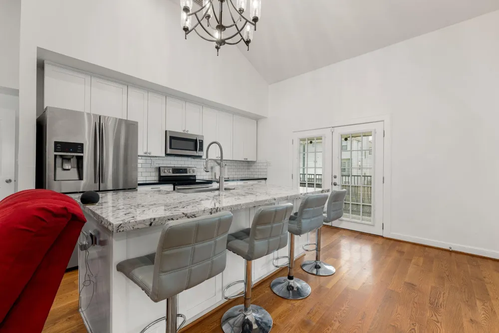 2116 Live Oak Street